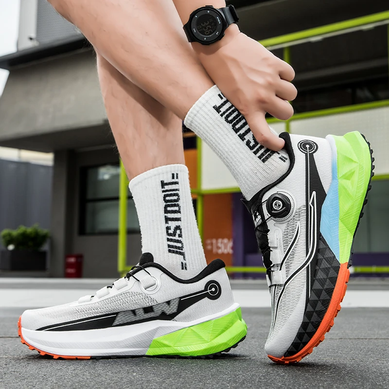 2025 New Soft Soled Outdoor Casual Sports Shoes With Rotating Buckle Carbon Plate And Popcorn Outsole, Men'S Running Shoes 35-44 - Image 3