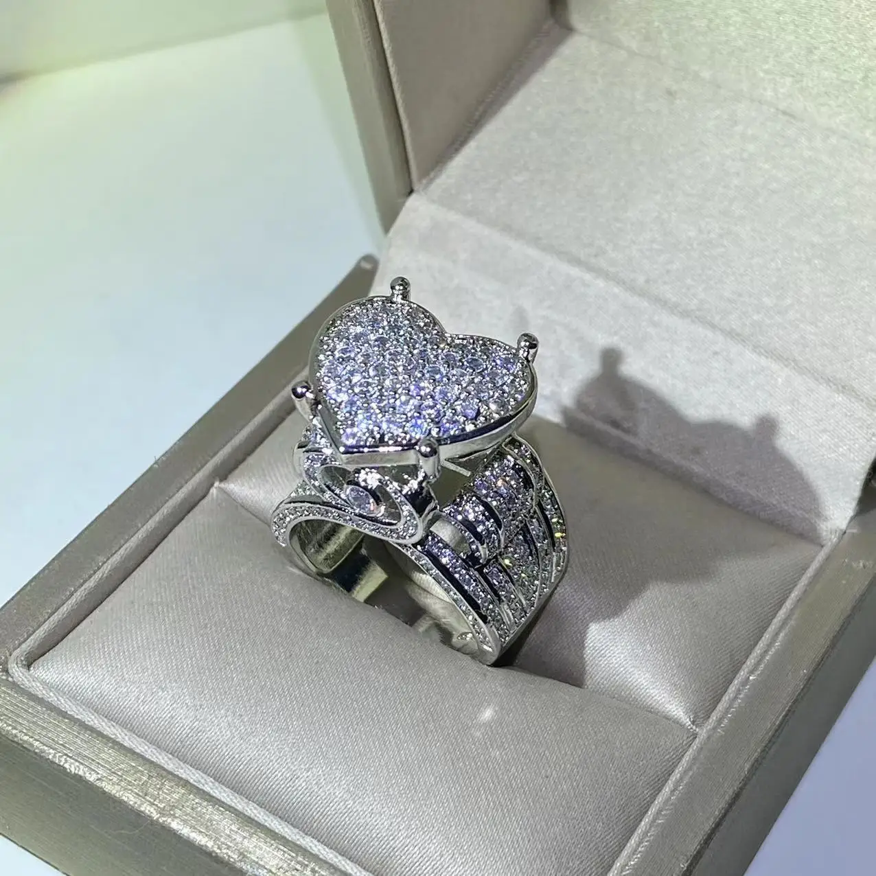 925 Sterling Silver Rings Exaggerated Heart Shape Full of Cubic Zirconia Luxury Temperament Wedding Rings for Women Fine Jewelry - Image 2