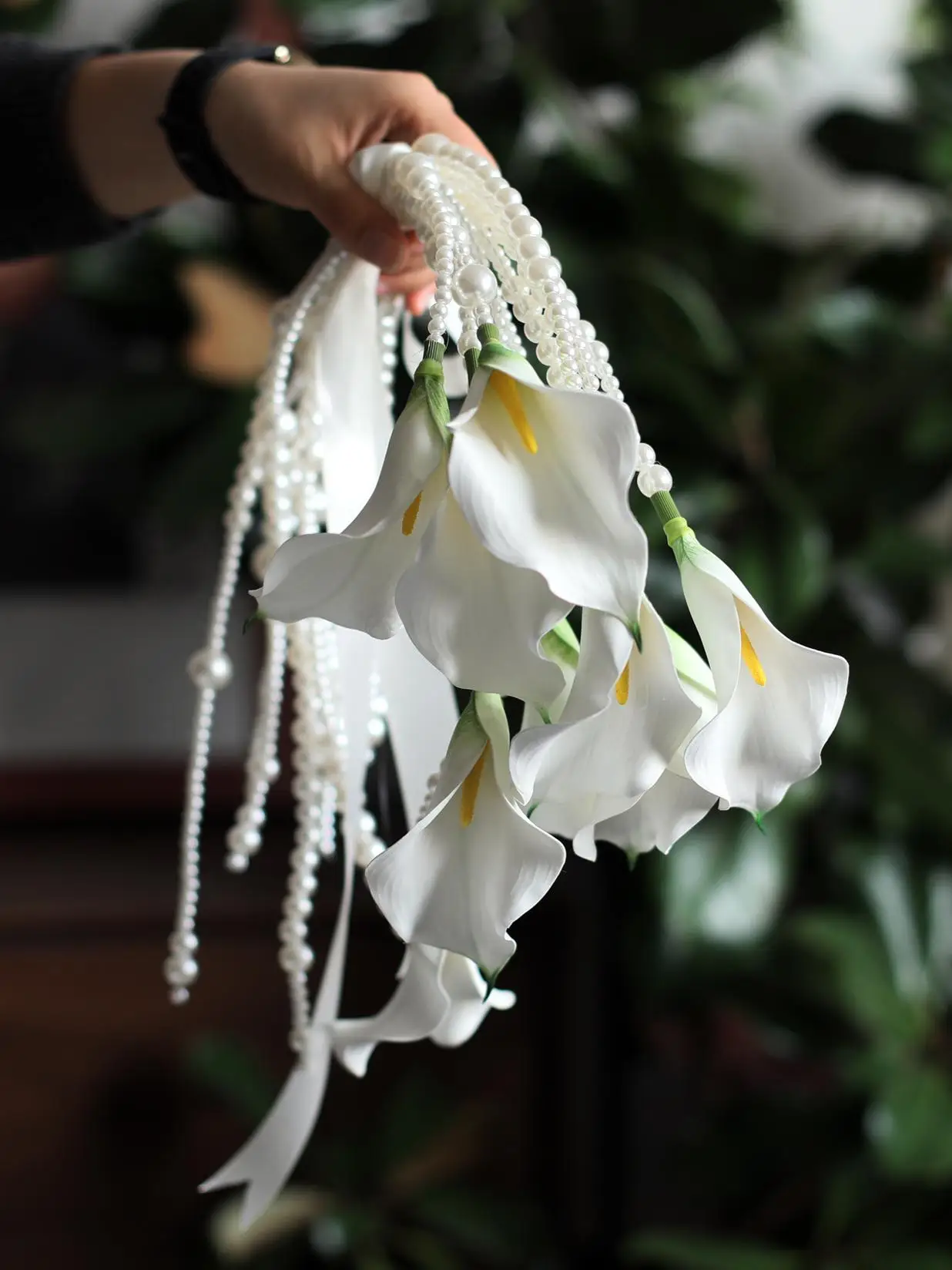 Wedding License Pearl Handheld Flower White Horsefoot Lily Aroid Simulation Handbag Photography Props Simple Style Handheld - Image 5