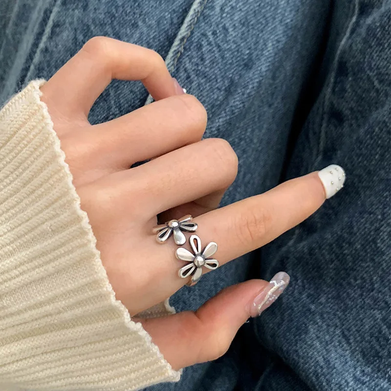 Sweet Little Lucky Flower Vintage Thai Silver Ladies Party Ring Jewelry For Women Birthday Gifts Never Fade Cheap