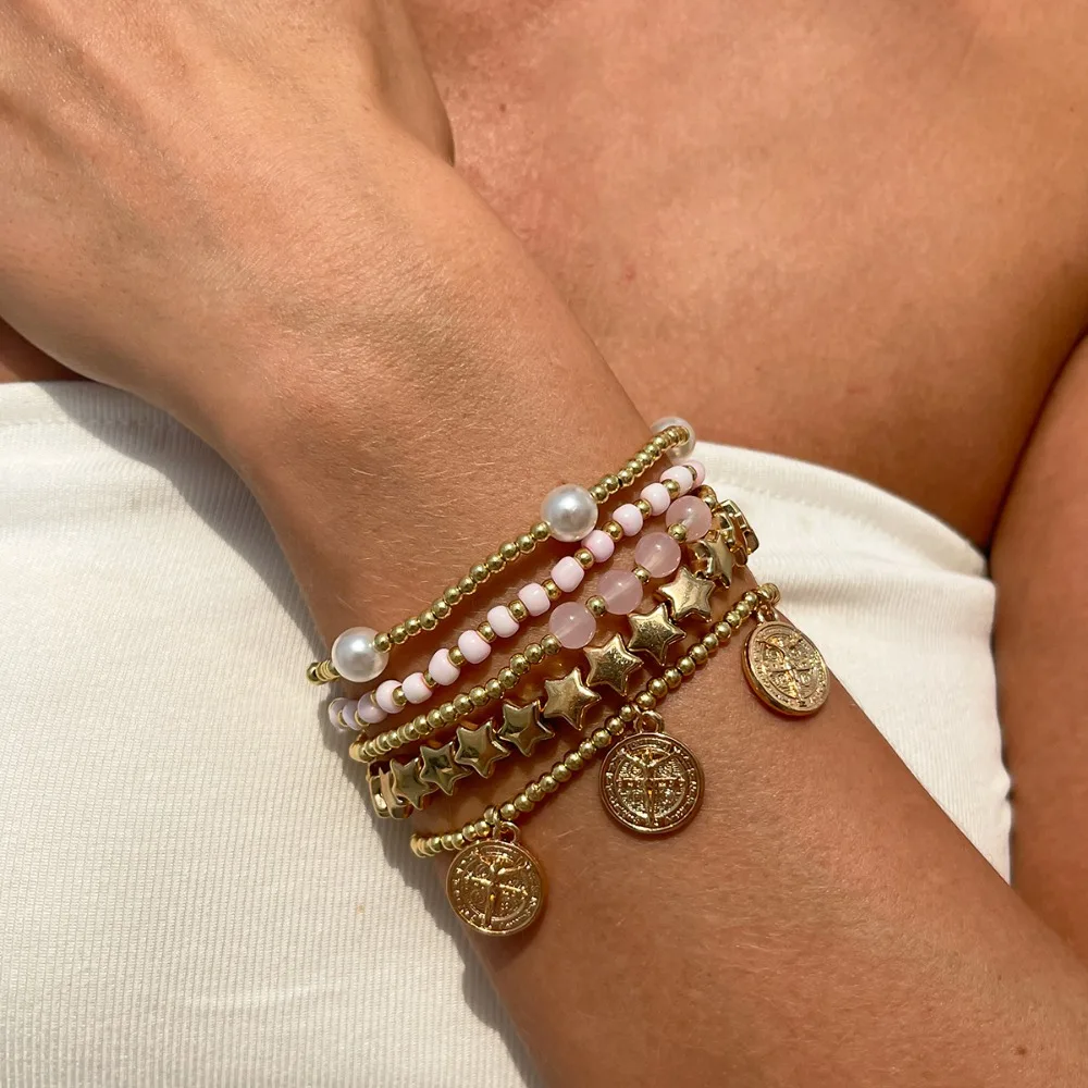 Retro Round Carved Pendant Bracelet 2026 Multi Layer Gold Color Star Round Bead Elastic Thread Woven Girls' Fashion Jewelry